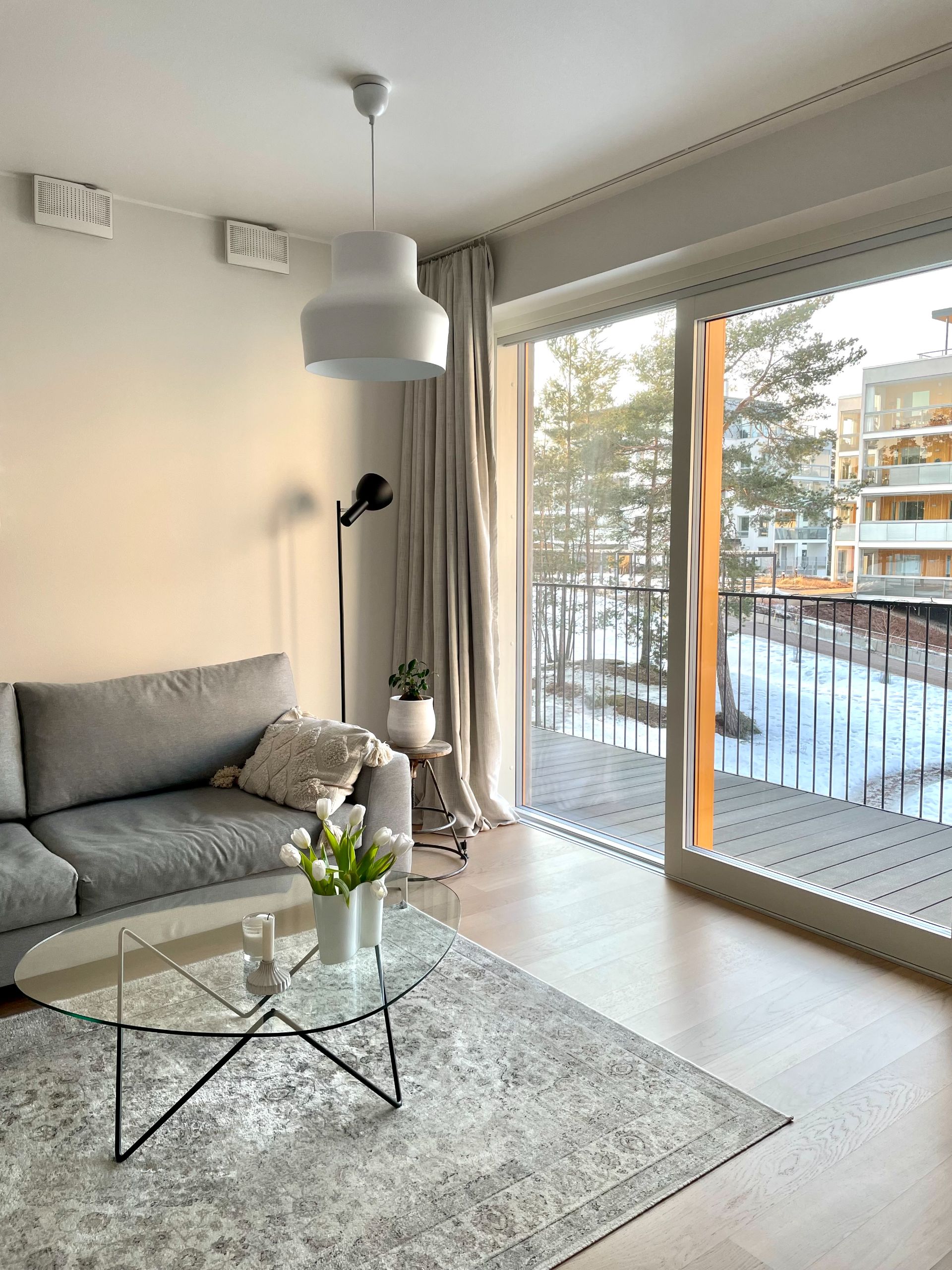 Ylellinen merenrantayksiö Koukkuniemessä