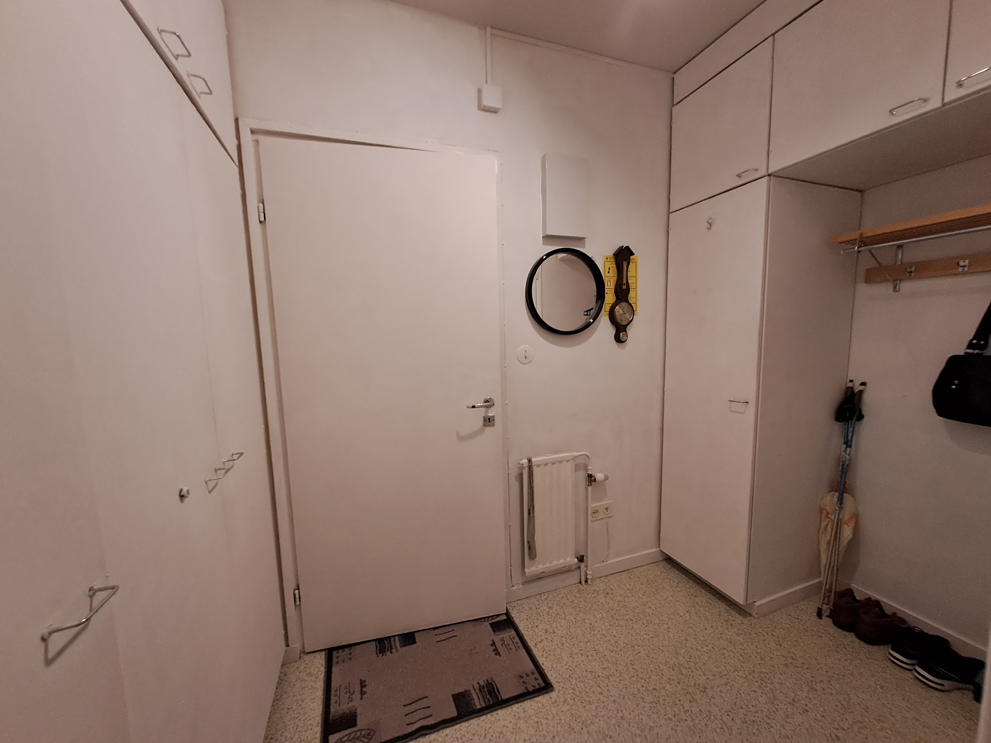 Kiteen keskustassa 1h,kk,ranskalainen parveke