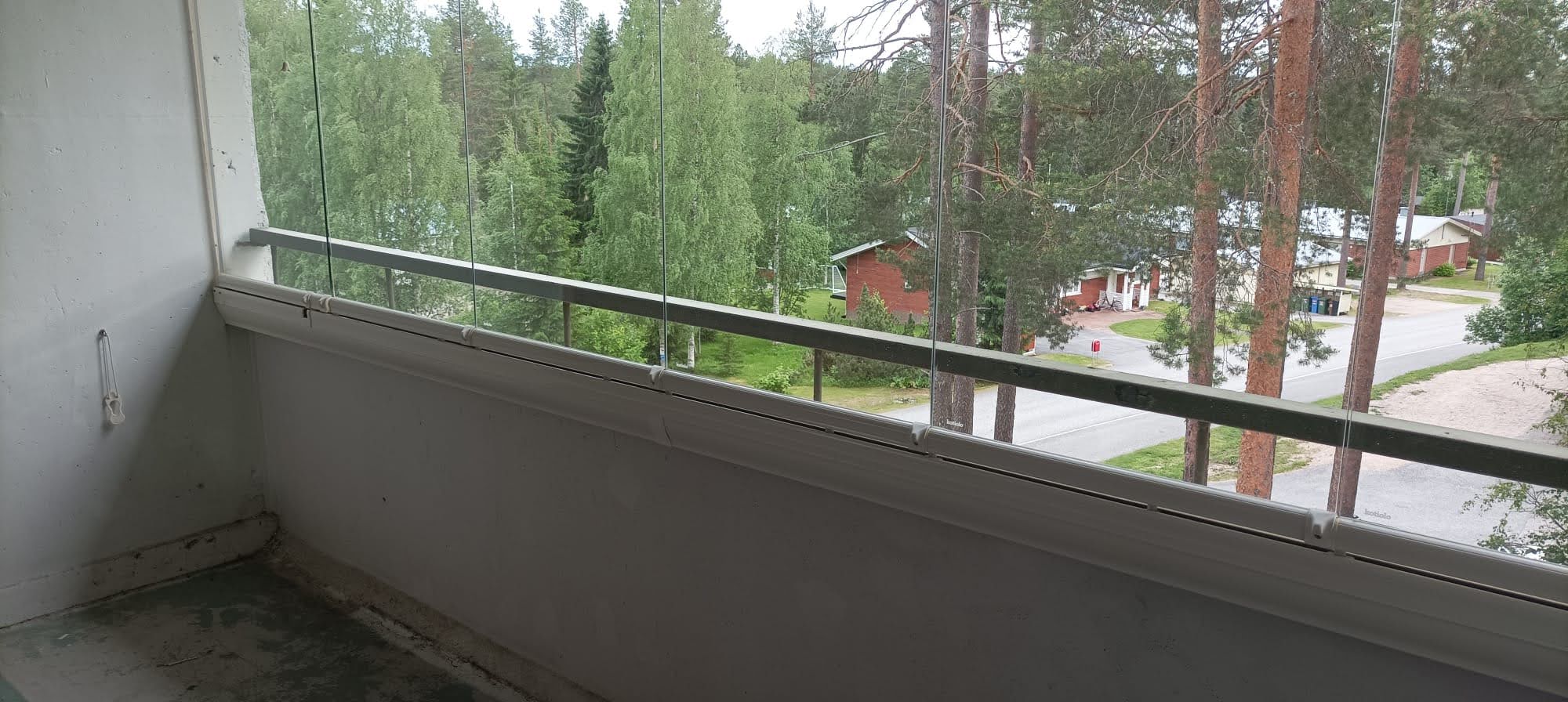 Valoisa ylimmän kerroksen kolmio