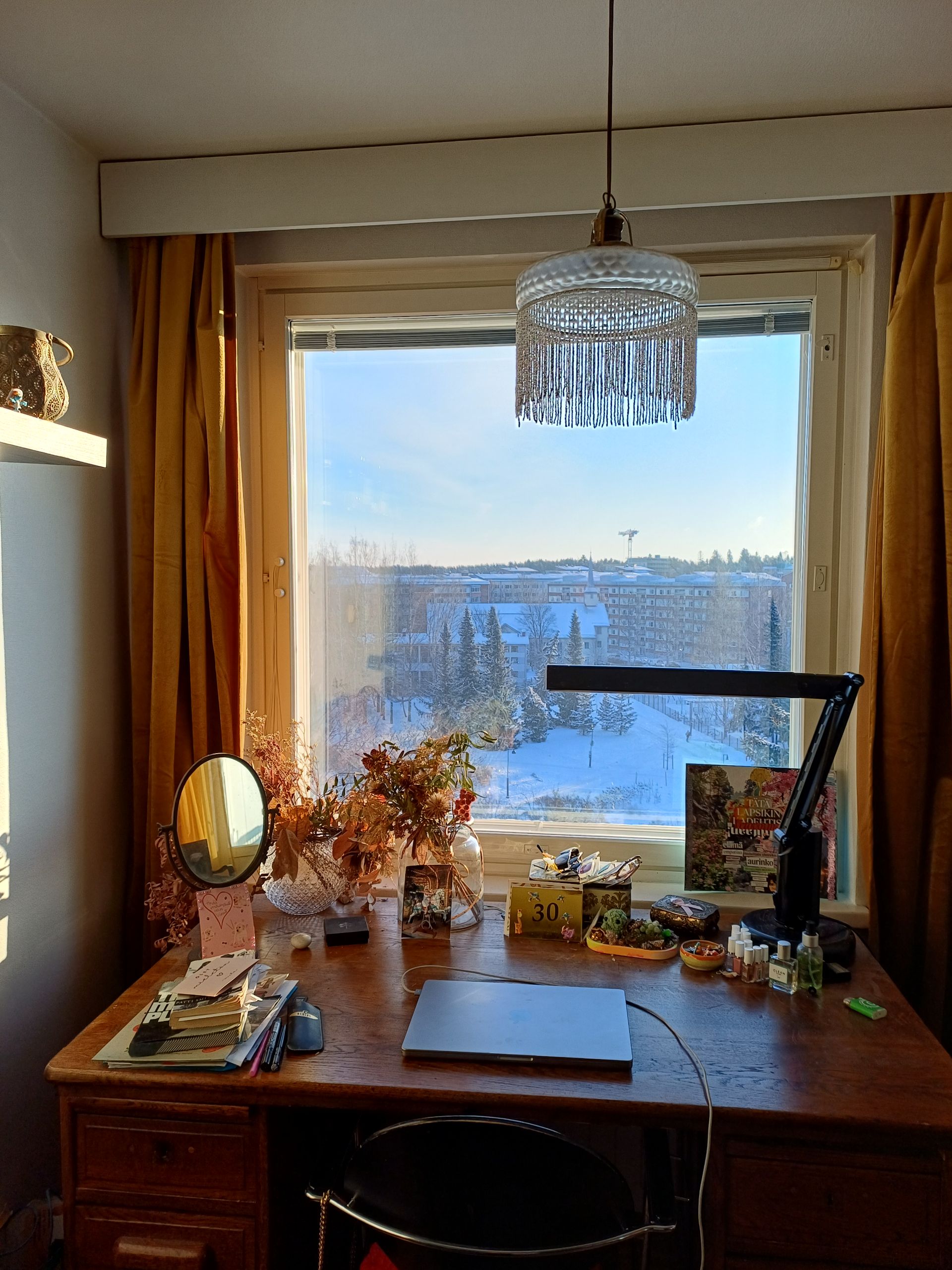 Kaleva. Rauhallinen, valoisa koti.