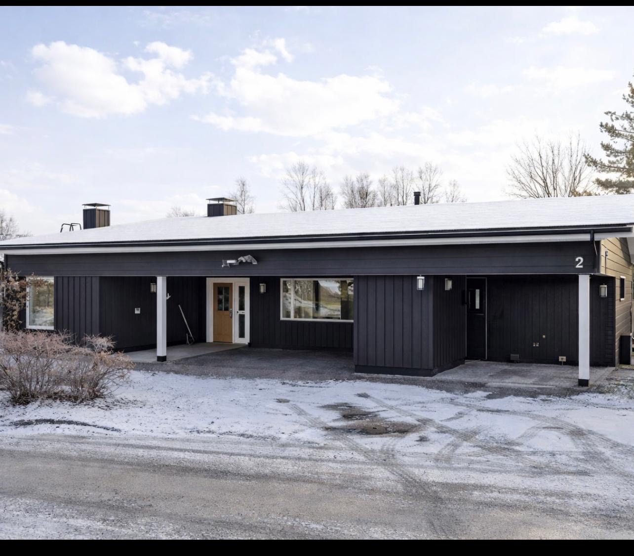 Palveluiden ääressä!