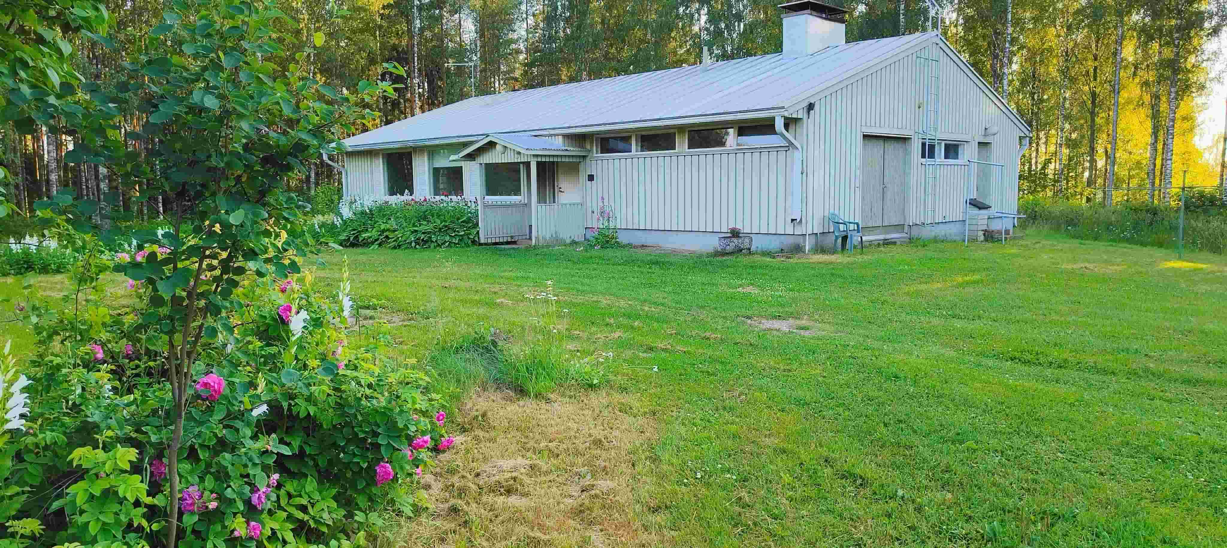 Hyvä sijainti, järvimaisema